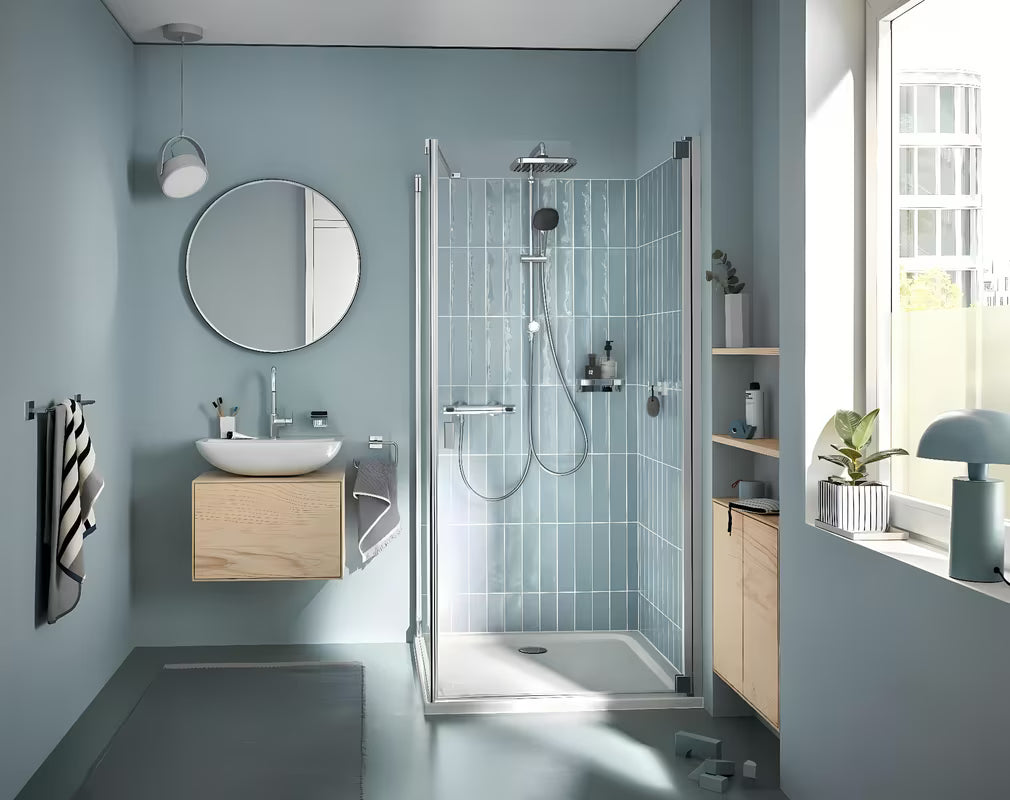 Tuš sustav Grohe Vitalio Comfort System u krom izvedbi s nadglavnim i ručnim tušem