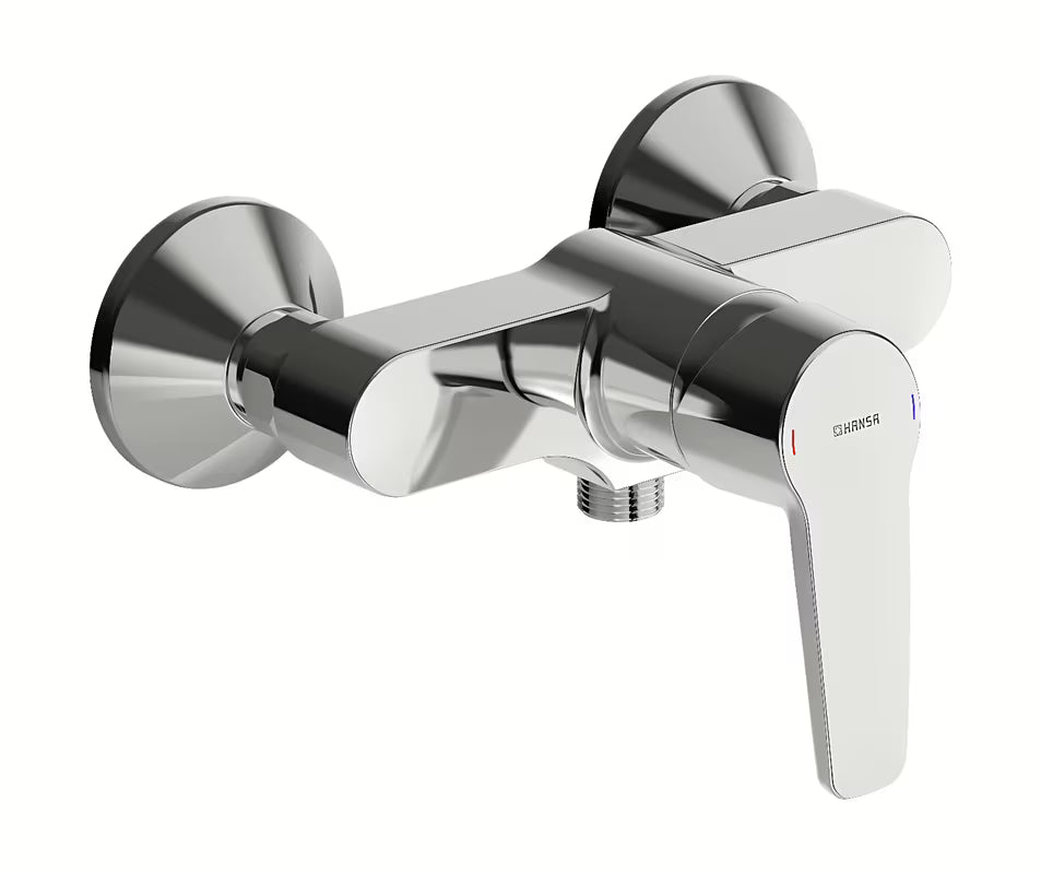 Kromirana zidna jednoručna baterija miješalica za tuš Hansa Polo s mesinganim tijelom i keramičkom kartušom.