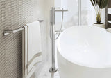 Kromirani zidni držač ručnika Hansgrohe addstoris s minimalističkim dizajnom i skrivenim pričvršćenjem.