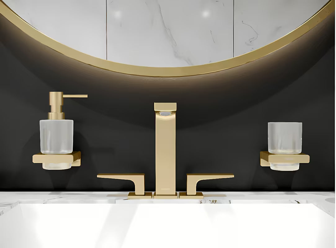 Zidni dozator tekućeg sapuna hansgrohe addstoris u sjajnoj zlatnoj izvedbi sa staklenom posudom