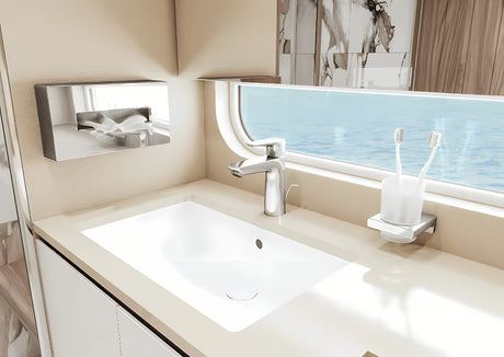 Hansgrohe addstoris držač čaše i četkica uključujući staklenu čašu u krom izvedbi za zidnu montažu.