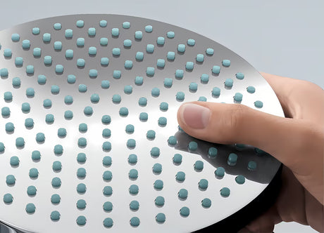 Hansgrohe Croma tuš sustav s termostatskom miješalicom u izvedbi chrome s nadglavnim tušem 220 mm