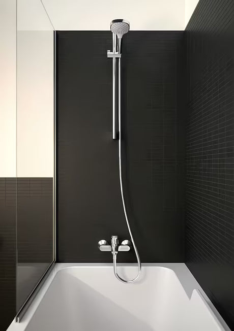 Kromirana zidna miješalica za kadu hansgrohe Logis s ručicom i preklopnikom kada/tuš