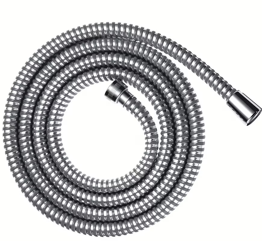 Kromirano tuš crijevo Hansgrohe Metaflex duljine 1,60 m s plastičnim omotačem koji se lako čisti.