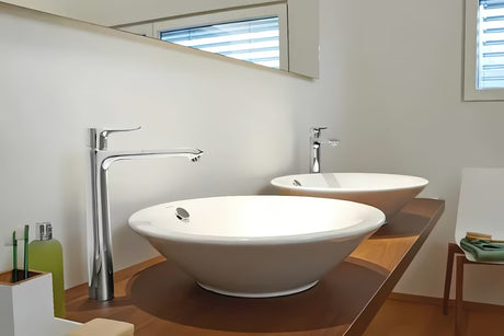 Hansgrohe Metris visoka jednoručna baterija miješalica za umivaonik u krom izvedbi.