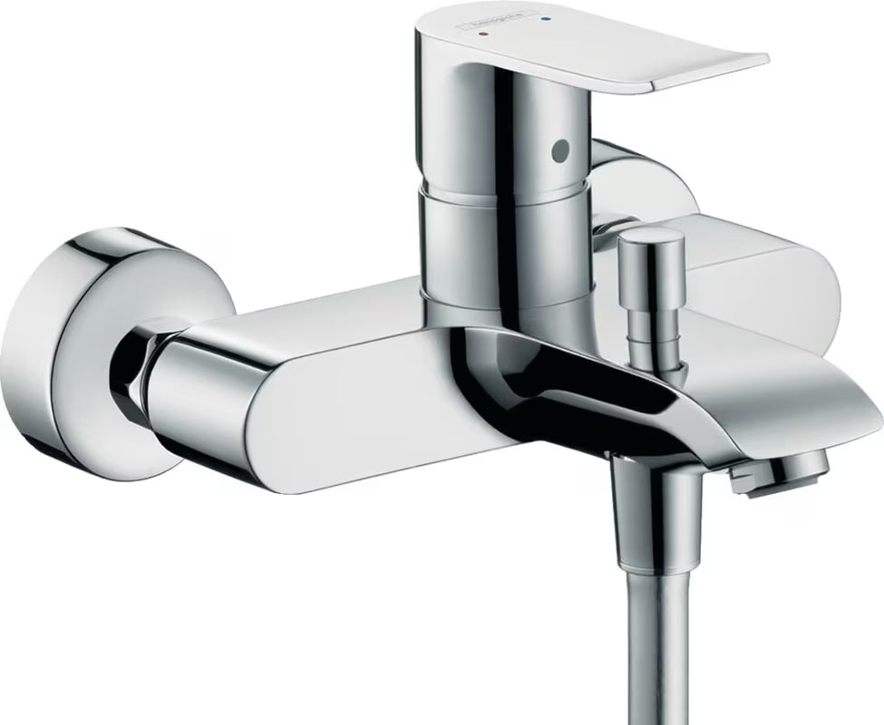 Zidna jednoručna baterija miješalica za kadu Hansgrohe Metris u krom izvedbi