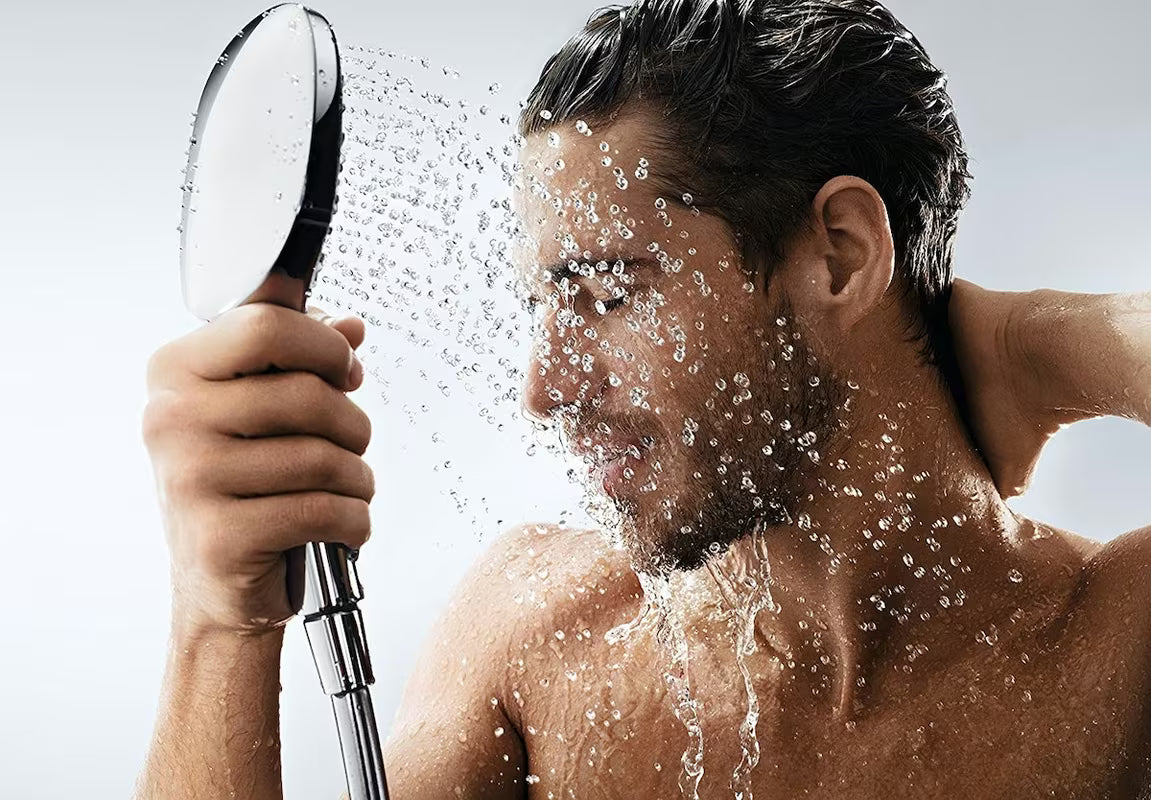 Kromirana ručna tuš slušalica Hansgrohe Raindance Select E 120 s 3 mlaza i tipkom Select