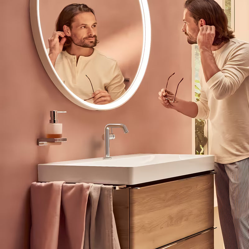 Kromirana jednoručna baterija miješalica za umivaonik Hansgrohe Tecturis S bočnom ručicom i tehnologijom CoolStart.