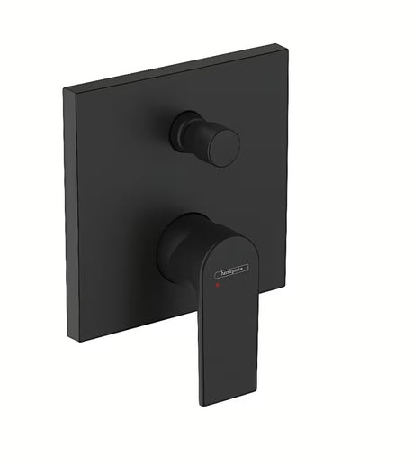 Podžbukna jednoručna baterija tuš i miješalica za kadu Hansgrohe Vernis Shape u mat crnoj izvedbi.