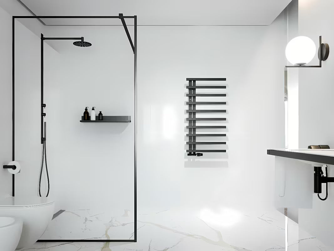 Sjajno bijeli kombinirani kupaonski radijator Hopa Darvel 173x60 cm s rebrastim dizajnom
