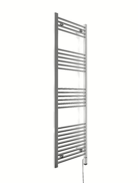 Grijač za Radijator House Level One u sjajnoj kromiranoj izvedbi snage 400 W.