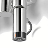 Grijač za Radijator House Level One u sjajnoj kromiranoj izvedbi s elektroničkom regulacijom i funkcijom sušenja.