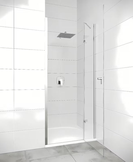 Bezokvirni tuš vrata Hüppe Strike New 90 cm s prozirnim staklom i kromiranim profilom