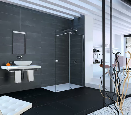 Tuš stijena Walk-In Hüppe Xtensa pure 140 cm u sjajnom kromu s prozirnim staklom i kliznim sustavom.