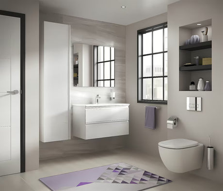 Bijeli viseća WC školjka Ideal Standard Tesi s tehnologijom AquaBlade i daskom sa soft Close