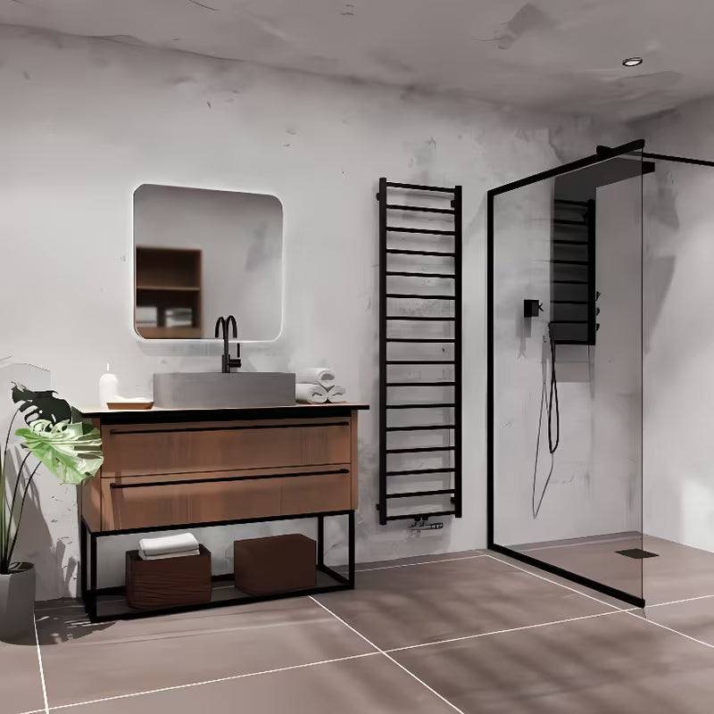 Kombinirani radijator Isan Fresh 150x40 cm u izvedbi crni baršun sa središnjim priključkom.
