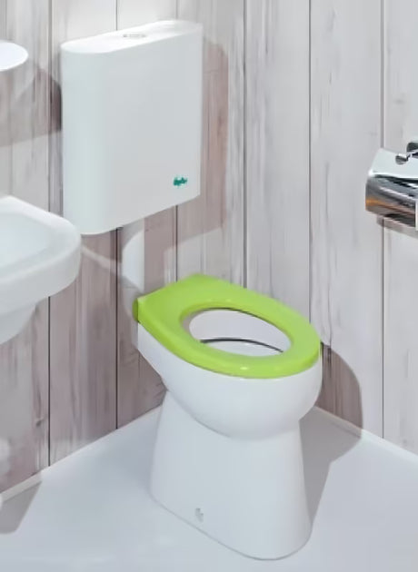 Dječji WC školjke Jika Baby u bijeloj boji s ravnim ispiranjem i podnim odvodom