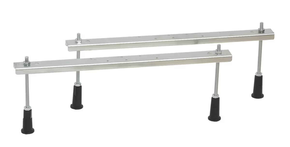 Podesive nožice za kadu pro za akrilne kade SAT i Laguna s podešavanjem visine 80–195 mm.