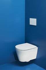 Bijela WC daska Laufen Kartell od duroplasta sa sporim spuštanjem soft Close i skidivom izvedbom.