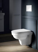 Bijele WC daska Laufen Pro Nordic od izdržljivog duroplasta.