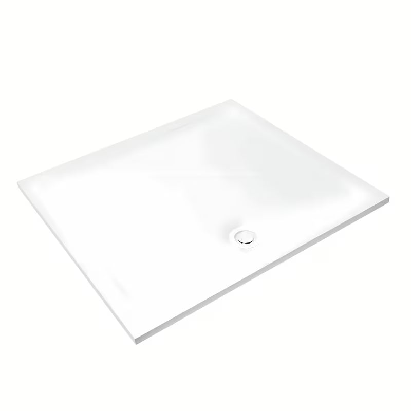 Bijeli dizajnerski sifon za tuš kadu s pokrivnom kapicom, koji ne strši iznad površine kade.