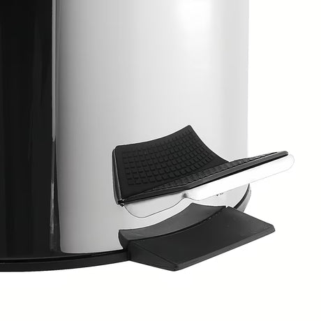 Kromirani kanta za otpad Multi s tehnologijom soft Close i uklonjivom posudom u sjajnoj izvedbi.