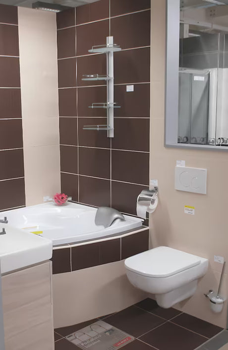 Kromirana kupaonska polica s četiri podesive police za kozmetiku