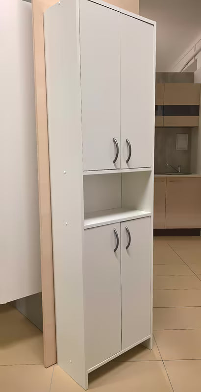 Visoka kupaonski ormarić Multi Praxis od bijelog laminata s dvije police.