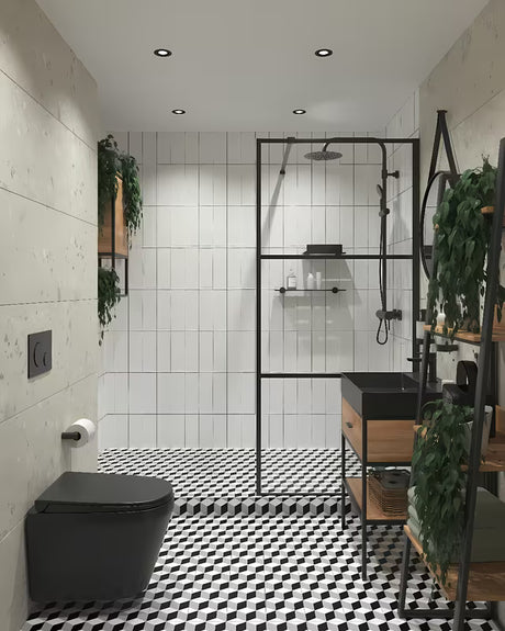 Stojeći regal Naturel Blackframe s crnim metalnim okvirom i MDF pločom u dekoru javora.