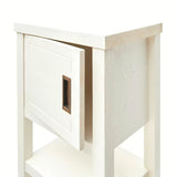 Bijeli stojeći visoka kupaonski ormarić Naturel Country od masivnog smrekovog drva s četkanom površinom.