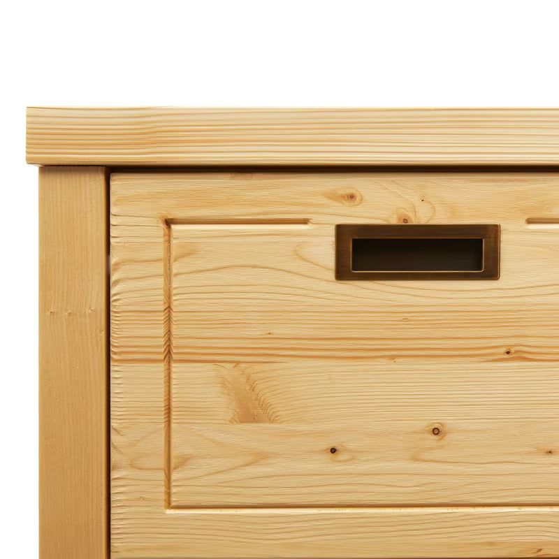 Smeđa stojeći kupaonski ormarić Naturel Country od masivne smreke s četkanom reljefnom površinom.