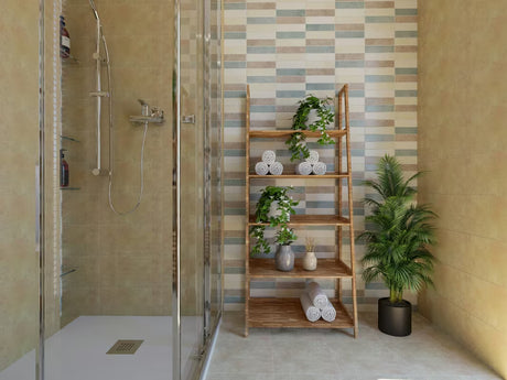 Stojeći regal Naturel Home u dekoru oraha s mat površinom od masivnog drva