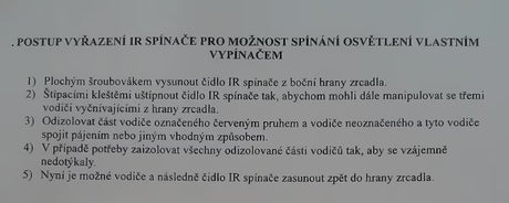 Pravokutno LED ogledalo Naturel Iluxit 60x70 cm sa senzorskim prekidačem i grijanjem protiv zamagljivanja.