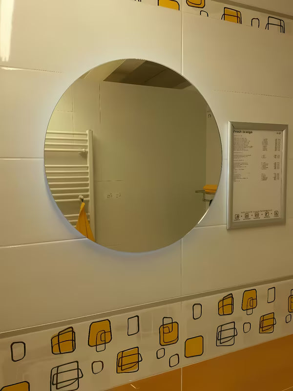 Okruglo LED ogledalo Naturel 60x60 cm za kupaonicu sa zaštitom IP44 i hladno bijelim svjetlom 6000 K