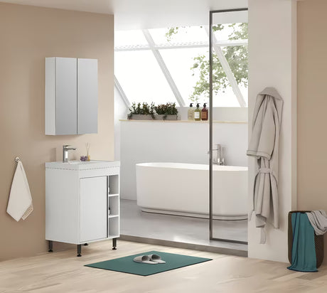 Bijeli ormarić s ogledalom Naturel Lucca 60x75 cm sa zrcalnim vratima i unutarnjim policama.