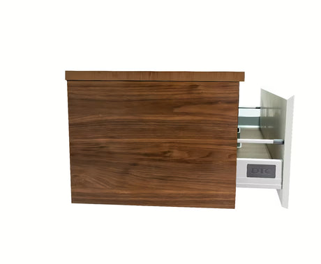 Viseća kupaonski ormarić Naturel Monza u dekoru oraha s bijelim rebrastim frontama i pokrovnom pločom