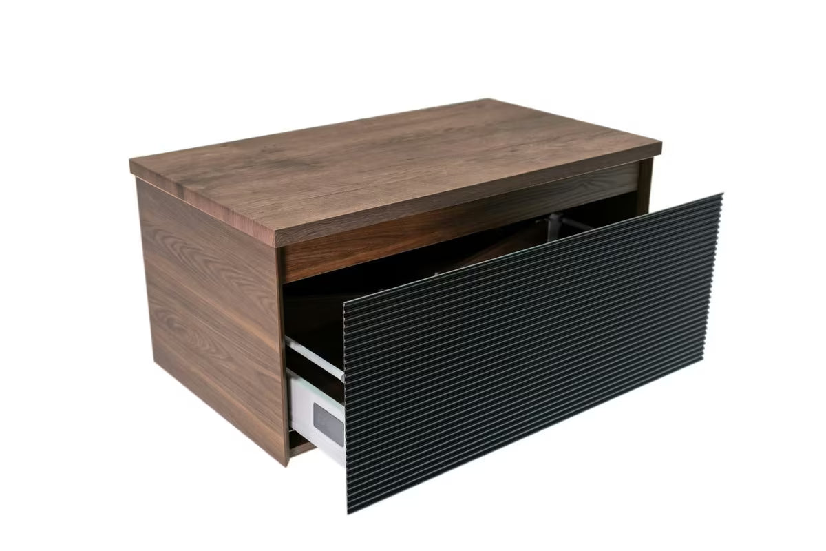 Viseća kupaonski ormarić Naturel Monza u dekoru oraha s crnim rebrastim frontama i pokrovnom pločom