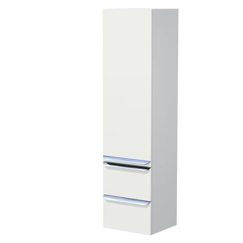 Viseća visoka kupaonski ormarić Naturel Pavia u bijeloj boji s mat završnom obradom i kromiranom ručkom.