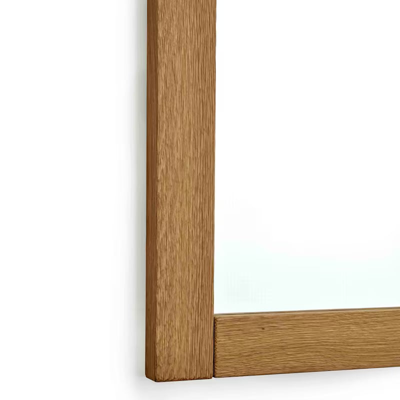 Ogledalo Naturel Wood u masivnom hrastovom okviru dimenzija 60x80 cm u dekoru hrasta.