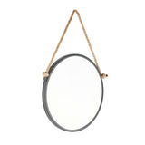 Okruglo metalno ogledalo Naturel promjera 40 cm u mat crnoj boji, obješeno na čvrsto uže.