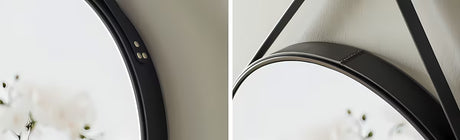 Okruglo viseće ogledalo Naturel promjera 50 cm s crnim kožnim remenom i metalnom kukom.