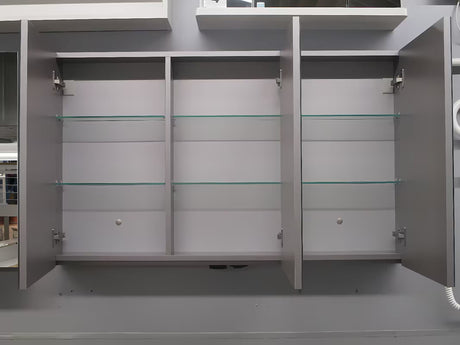 Ormarić s Ogledalom Naturel 120x72 cm u sivo-srebrnoj boji s troja zrcalna vrata