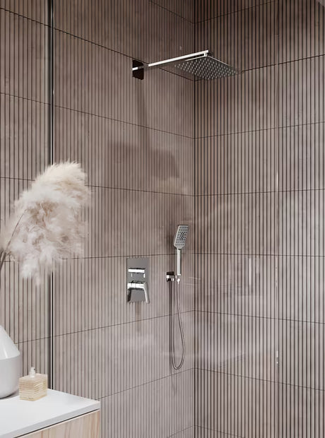 Novaservis Metalia 54 podžbukni tuš sustav u krom izvedbi s nadglavnim tušem 300x200 mm i ručnim tušem