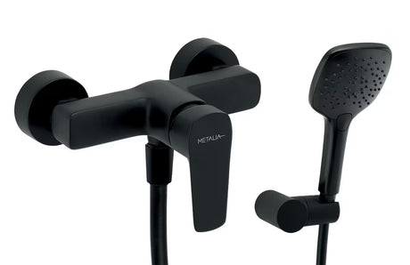 Novaservis Metalia 58 Eco jednoručna baterija zidna miješalica za tuš s tuš setom u crnoj boji s mat površinom.