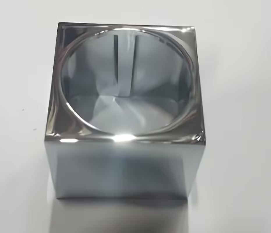 Pokrovne kapice miješalice za tuš Optima serije Do210 pro zaštitu spojnih dijelova i uredan izgled kupaonice.