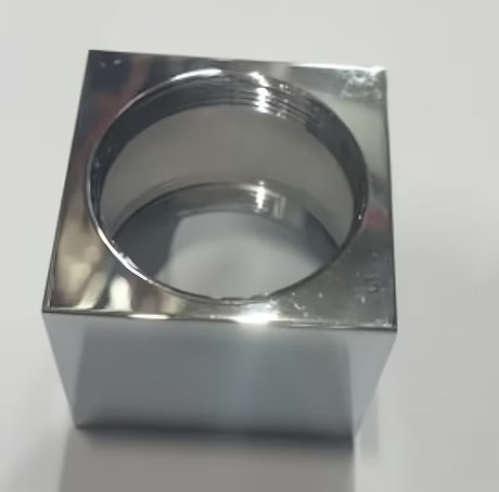 Poklopac miješalice za tuš Optima namijenjen pro za model DO215 u minimalističkom dizajnu