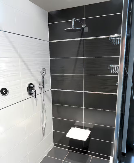 Okrugli mesingani nadglavni tuš Optima Chrome promjera 20 cm, u krom izvedbi