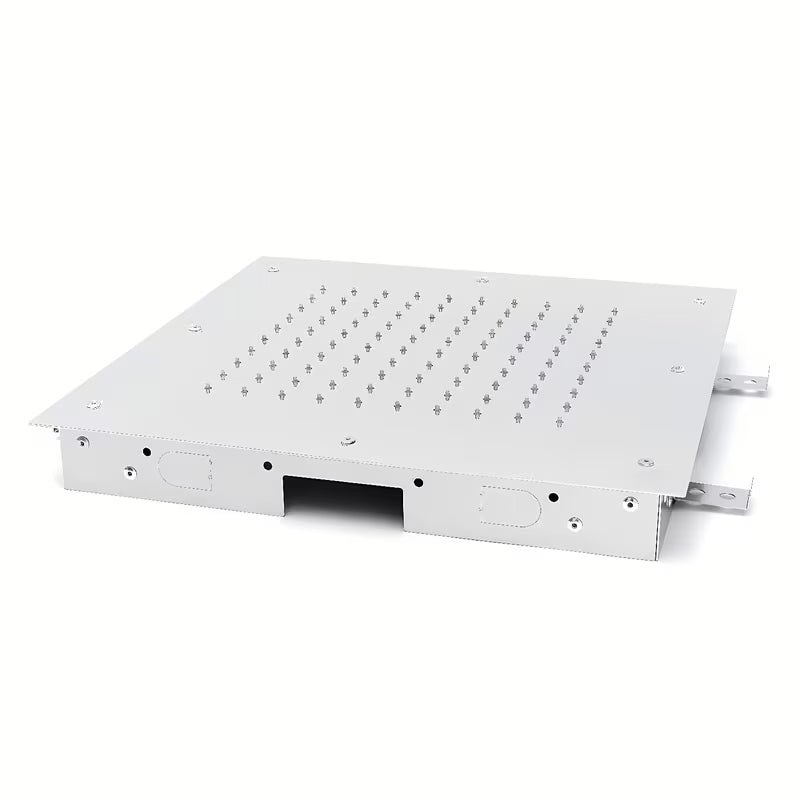 Ugradbeni mesingani nadglavni tuš Optima Chrome četvrtastog dizajna, dimenzija 43x43 cm.