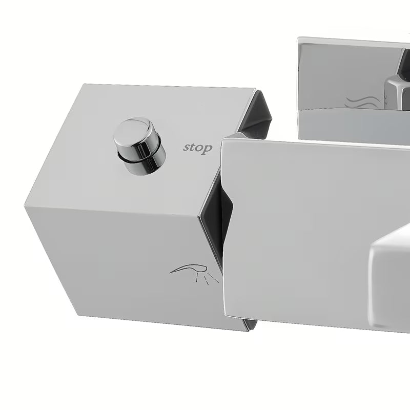 Kromirana termostatska miješalica za kadu Optima Chrome četvrtastog dizajna sa sigurnosnim graničnikom na 38 °C