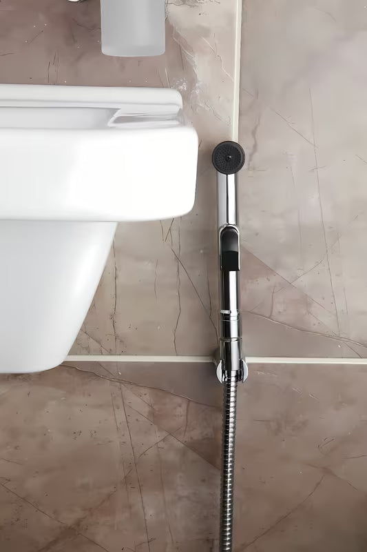 Kromirana miješalica za umivaonik Paffoni Birillo s bide tušem i preklopnikom mlaza vode.